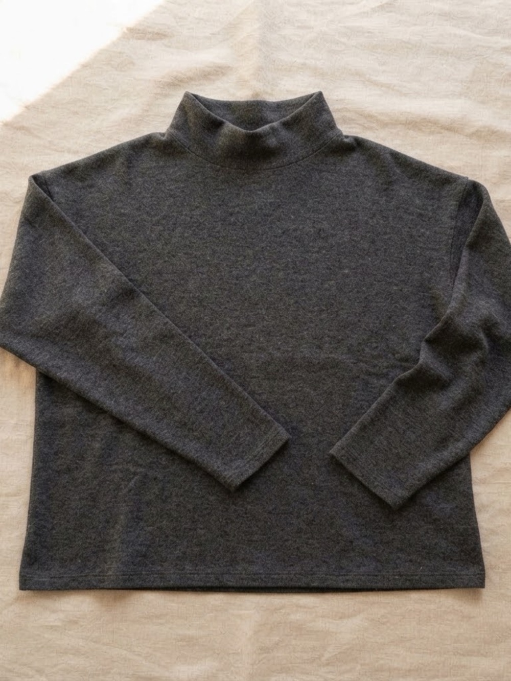 Eileen Fisher Women's Grayish Black Mock Neck Long Sleeve Top Size M